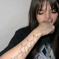 Thalia_Loud